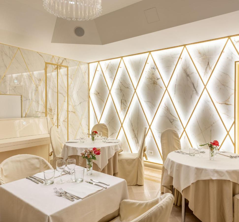 Hotel Feldberg Riccione Esterno foto